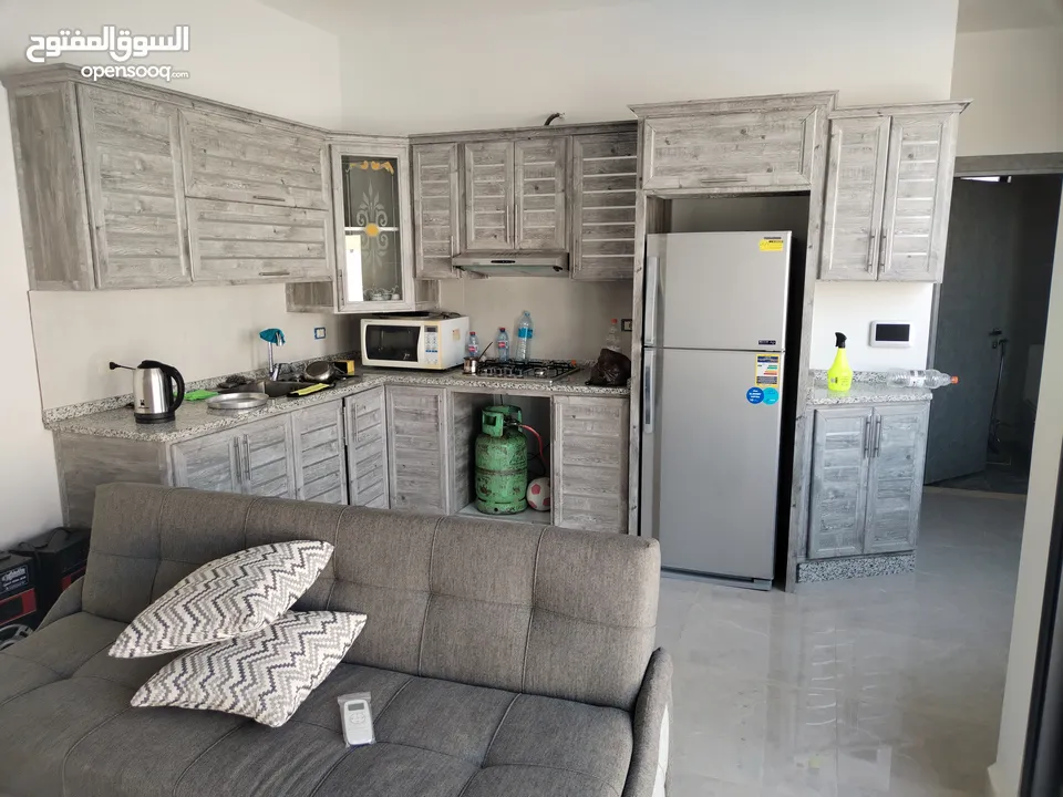 مزرعه للايجار جديده قريبه من عمان مريحه واستثنائيه