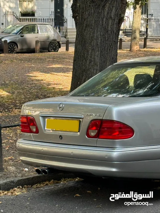 للبيع طقم اضوية ل سيارة mercedes W210 قرش ونص بحالة ممتازه جدا وشبة الجديد