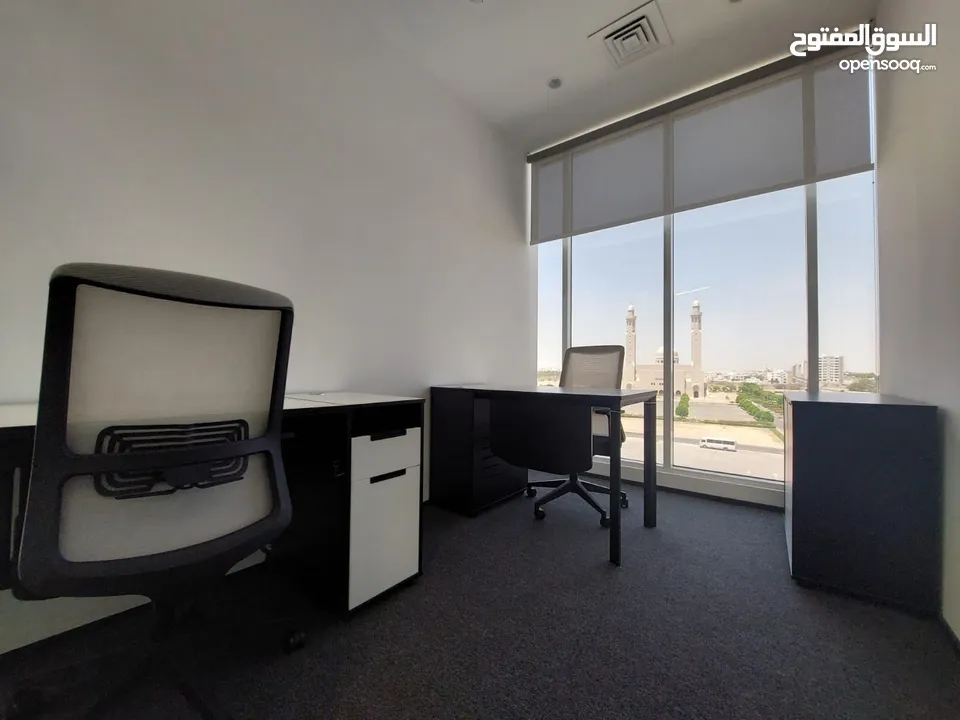 2 Desk Offices in Mawalah in Business Center