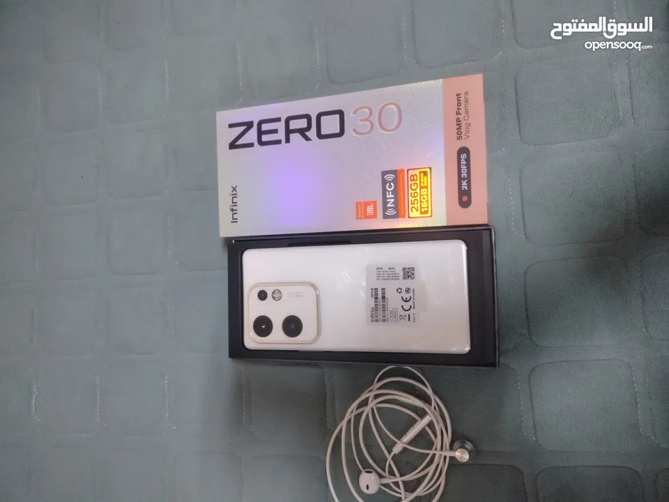 infinix Zero 30 4g 12/256GB 20 days old..