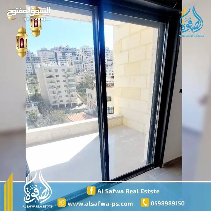شقق مميزه للبيع في عين منجد