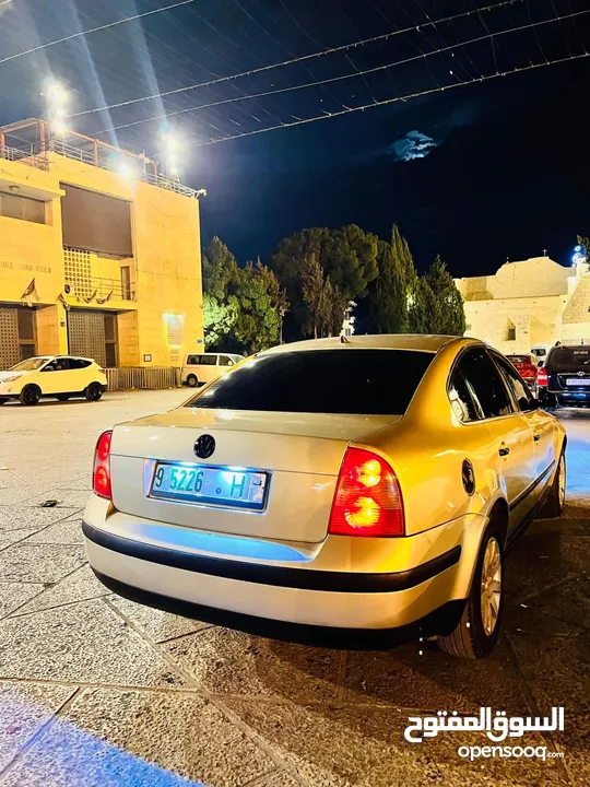 سيارة باسات فراشة 2003