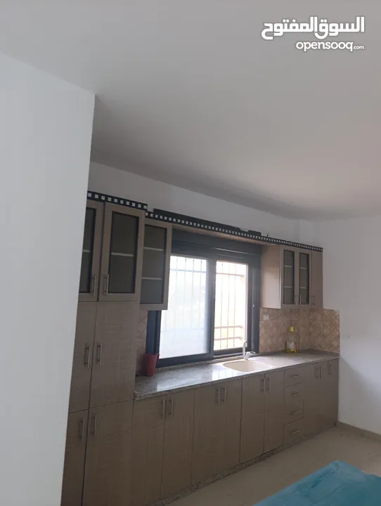 شقه سالب واحد مفرق 17بتونيا دفعه وشكات