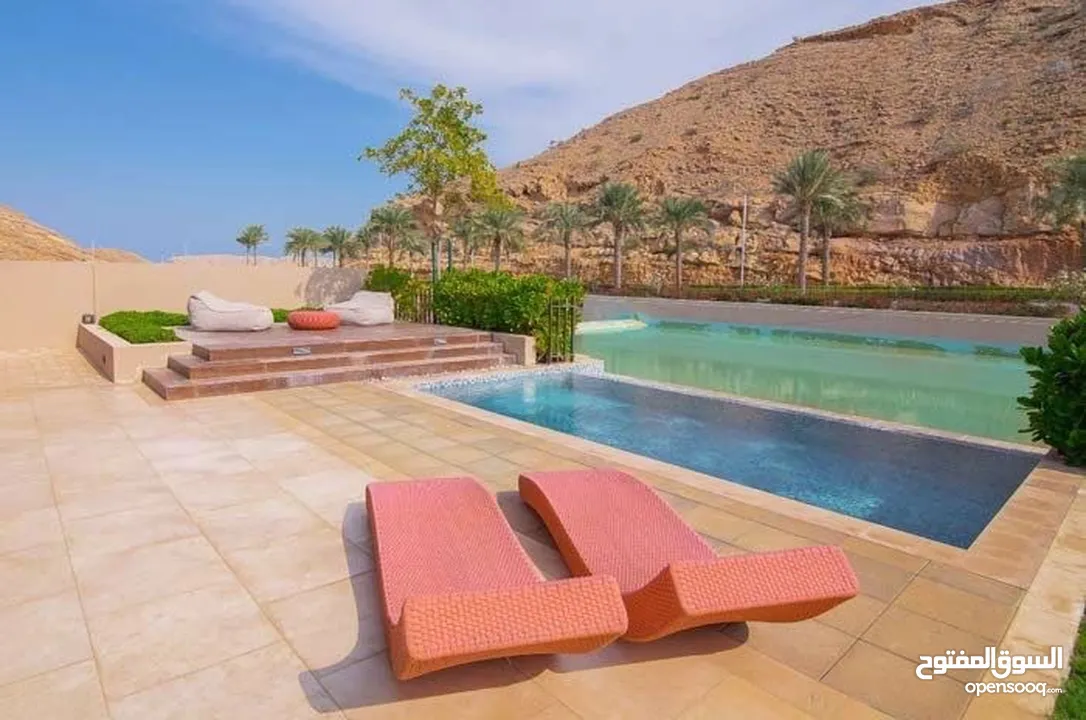 LUXURIOUS AND SPACIOIUS 4BR + MAIDS ROOM VILLA IN MUSCAT BAY