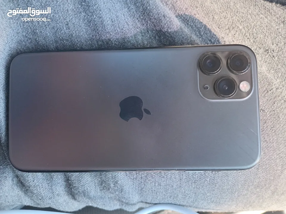 ايفون 11 pro