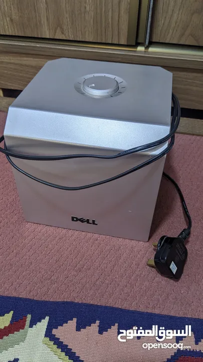 حاسوب مكتبي نوع DELL مع كامل اكسسواراته
