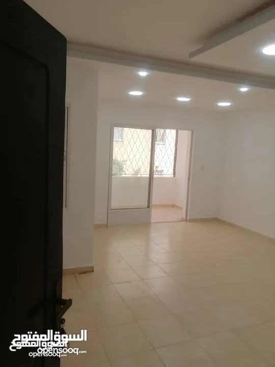 دهان شقق دهان بيوت House paintingدهان وأصباغ / جميع أنواع الدهانات بأسعار منافسه  وبدقه عاليه جداً