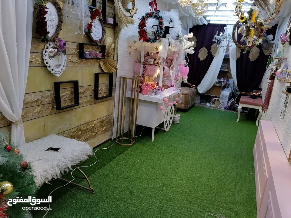 عشب صناعي واكسسوارات الملاعب