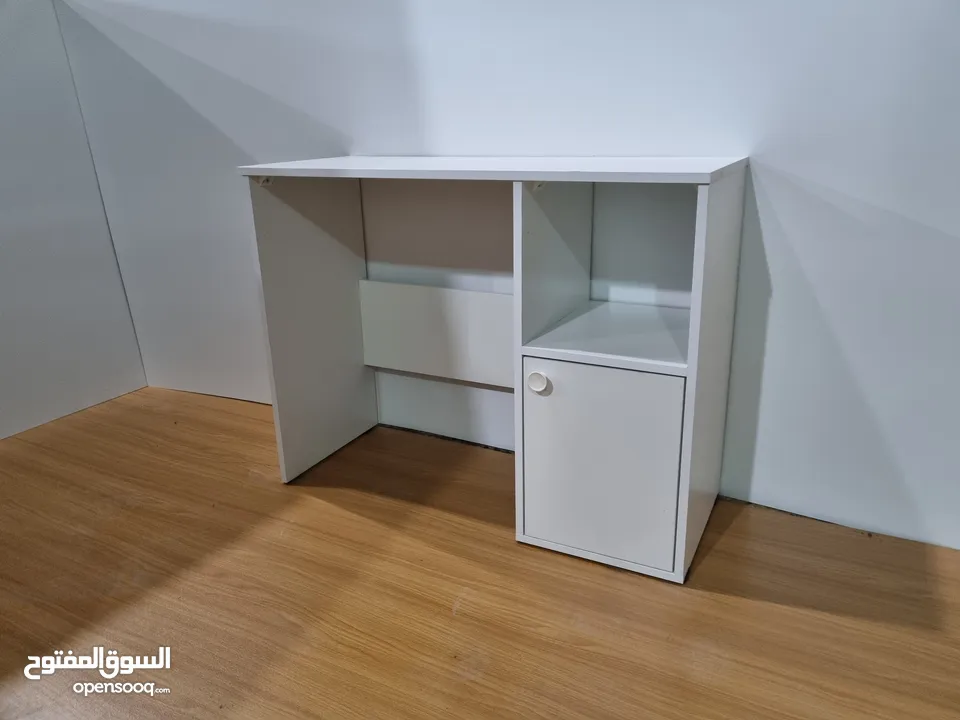 مكتب دراسة للغرف الصغيره متوفر الان مع توصيل مجاني داخل عمان والزرقاء