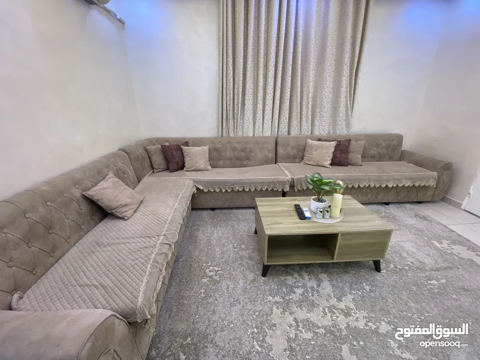 طقم كورنر بحالة جيدة جدا