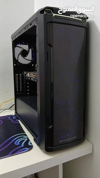 جهاز PC للبيع بسعر مغري وبكرت شاشة خارجي