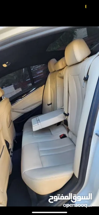 بي ام دبليو موديل 530e موديل 2019 كيت M لون ابيض فل كامل فحص كامل