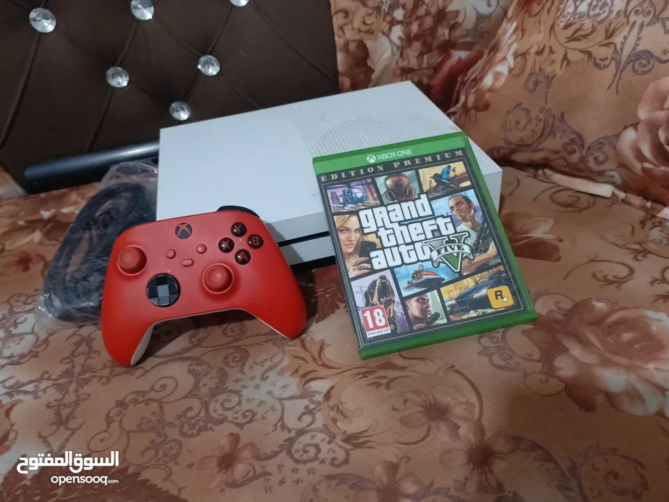 اكس بوكس ون اس للبيع