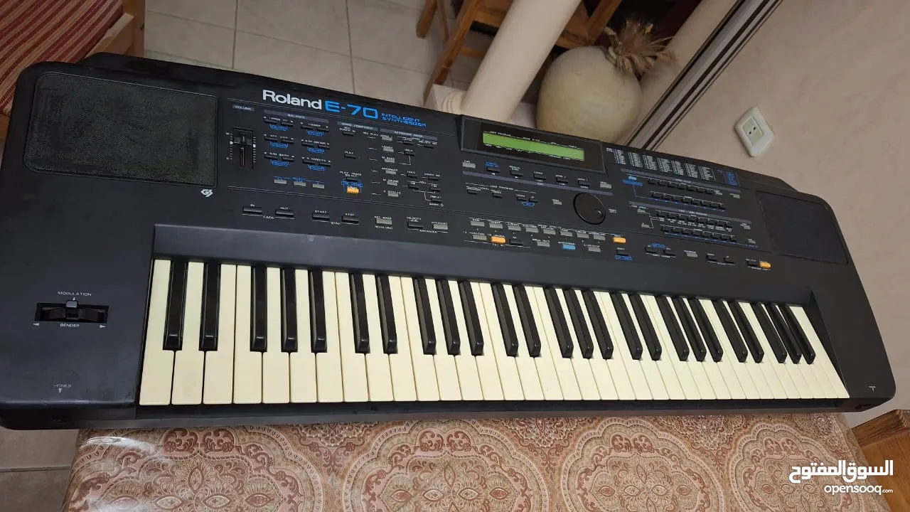 رولاند  اورج اورغ اورك اورق  بيانو  ROLAND  E-70 مسنعمل بحال الجديد