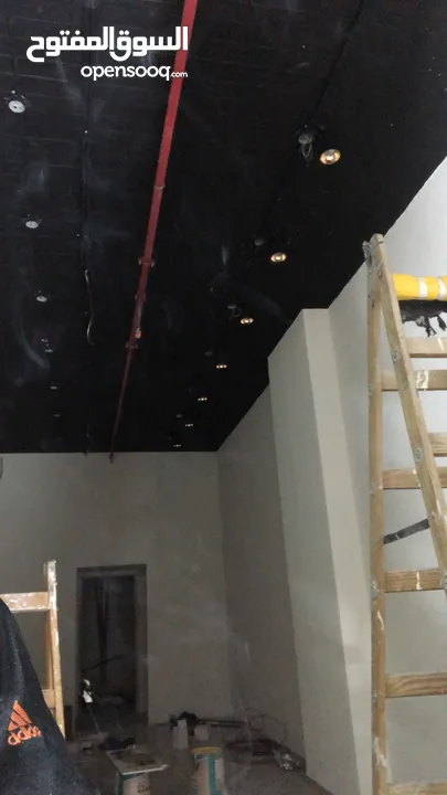 محل للايجار في الخليل الهيبرون سنتر الجديد الطابق الثالث مدخل الهيبرون من شارع بير السبع الايجار بسع