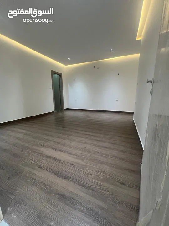 شركه ادوار للاسكان شقق فاخره طابق ارضي 150متر130متر170متر190متر تبدأ الاسعار 58الف