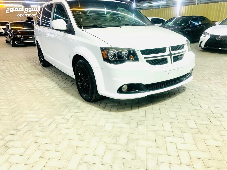 Dodge caravan sport 2018