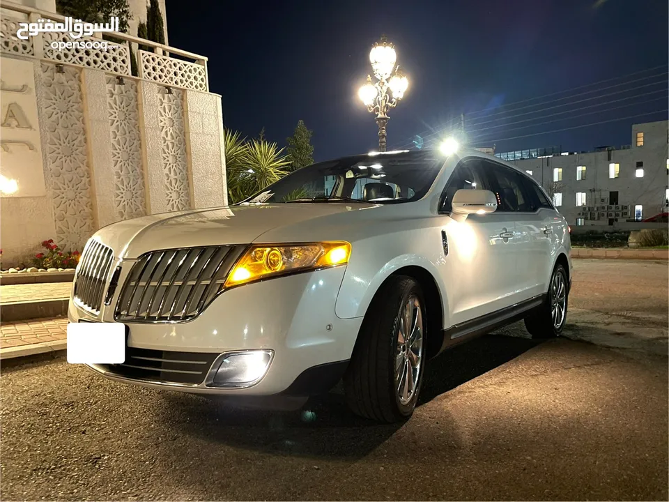 Lincoln MKT 3.5 ecoboost AWD special edition (sport utility  economic)