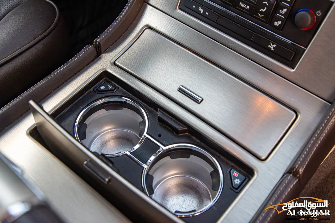 Cadillac Escalade Xl 2012 Platinum   السيارة مميزة جدا و قطعت مسافة 144,000 كيلو متر