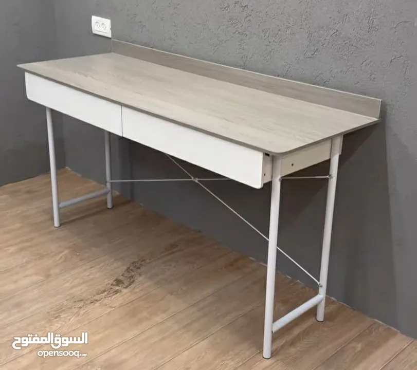 مكتب عملي مميز بسعر العرض  للطلب عبر رسائل الوتس