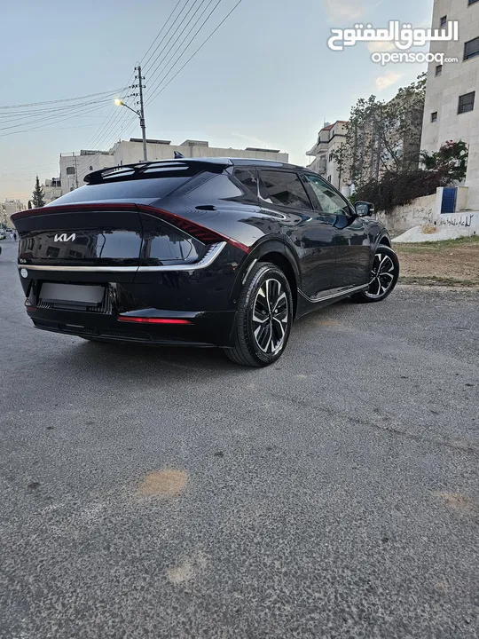 كيا ev6 كهرباء 2023   وارد اميركي ممشى قليل     جميع الاضافات اعلى صنف عدا الفتحة  موديل 2023
