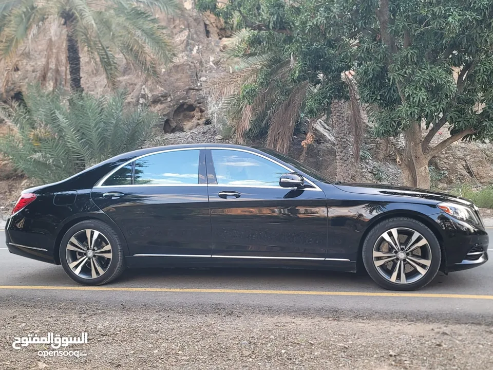 2017 S550 سته فصوص للبيع او بدل مع بيكاب فورويل بدون حوادث او غرق