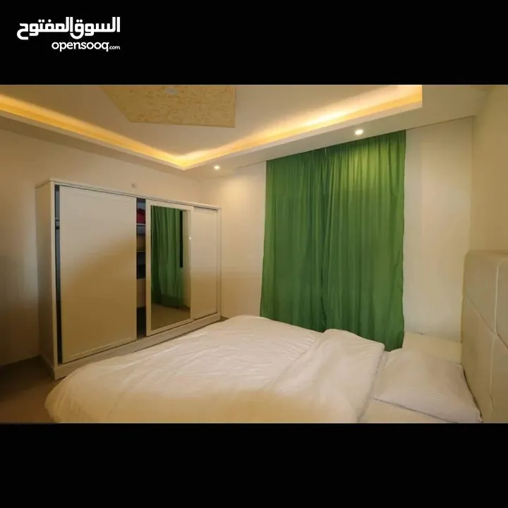 من المالك مباشره شقه استوديو مفروش للاجار غرفه وصاله ومطبخ وحمام ( للعائلات فقط )