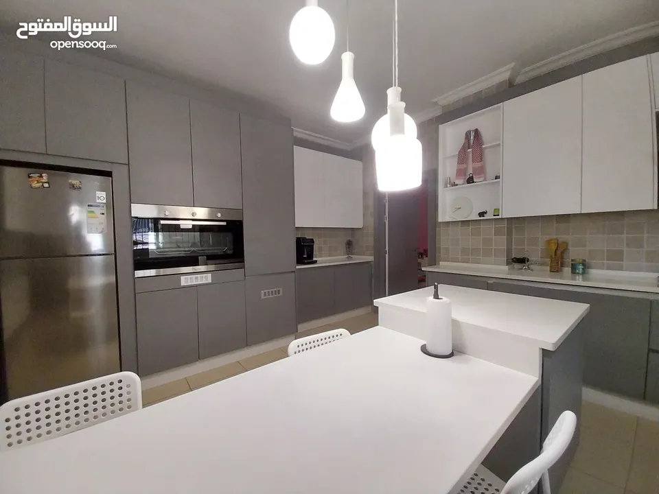 شقة للايجار في عبدون  ( Property 34076 ) سنوي فقط