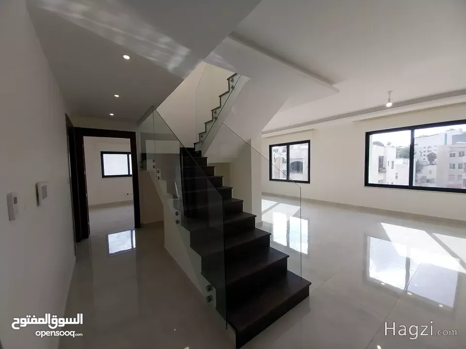 رووف دوبليكس للبيع في ام اذينه  ( Property ID : 30790 )