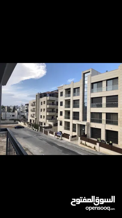 شقه مميزه في عبدون قرب جميع الخدمات