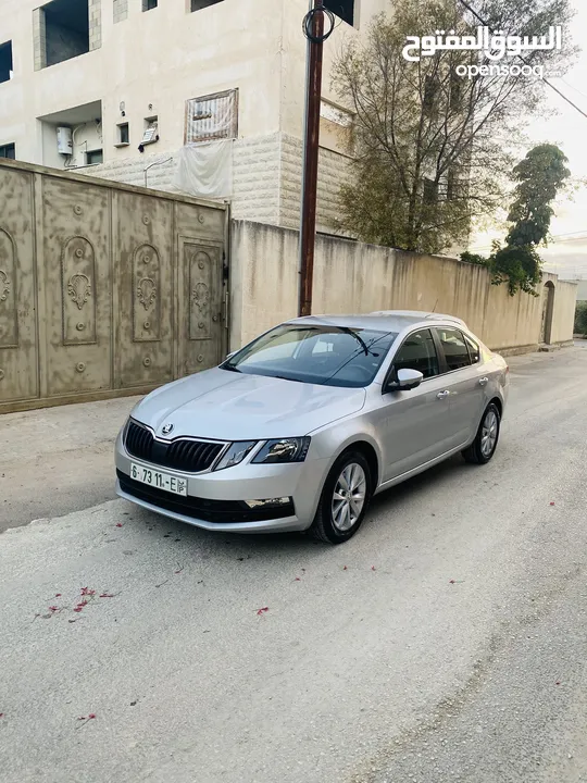 اوكتافيا مطور 2000 ديزل اتماتيك 2019 بحاله الوكالة بسعر حرق وفحص نخب