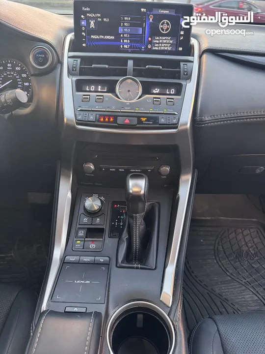 Lexus nx300h 2019