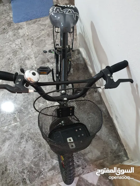 دراجه هوائية BMX جنط 16 لون أسود بحالة الوكالة