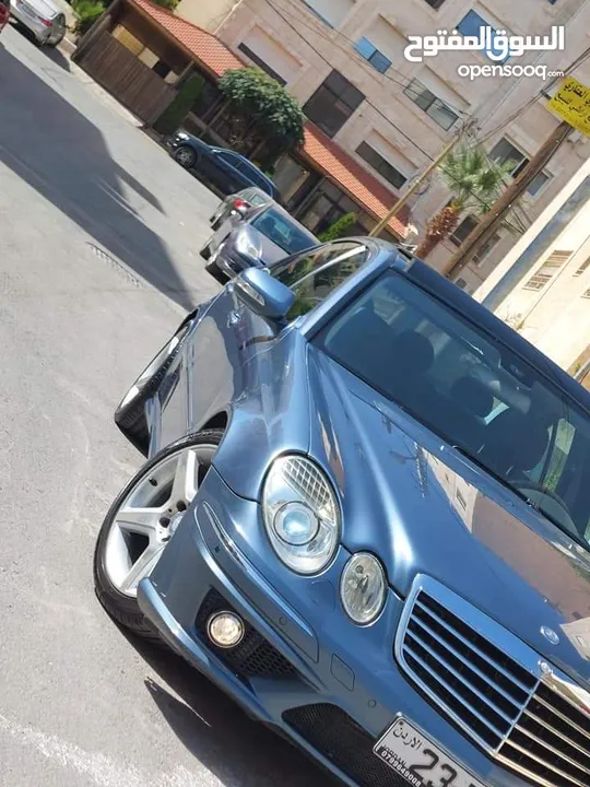 مرسيدس بنز بانوراما E200 2004 محدث 2009