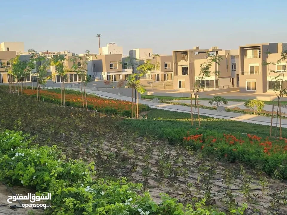 #Townhouse_Corner  at #Palm_Hills New Cairo - Near BUE, AUC, #Madinty, #New Capital  -