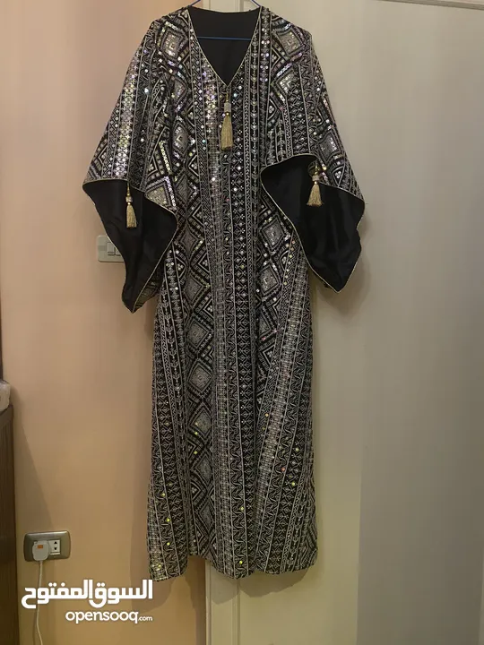 ملابس دراعات سهره كويتيه فخمة جديد شك وتطريز قطع مميزه  من المقاسات XL - L  -M