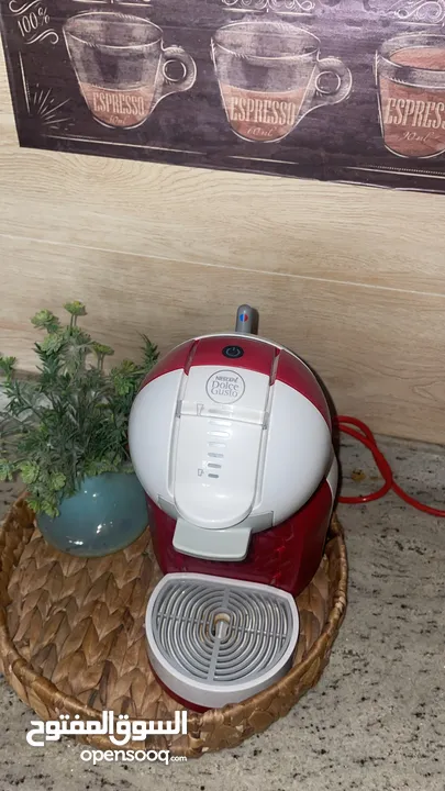 آلة قهوة دولشي  ‏Dolce coffee machine