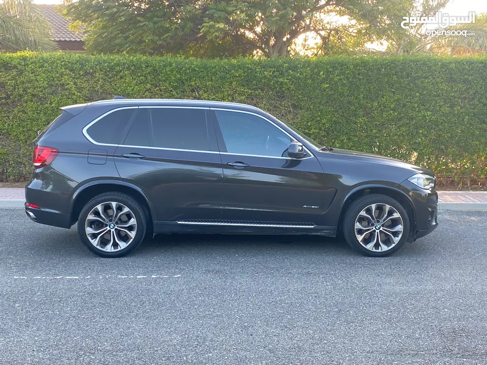 BMW X5 / 2014 (Grey)