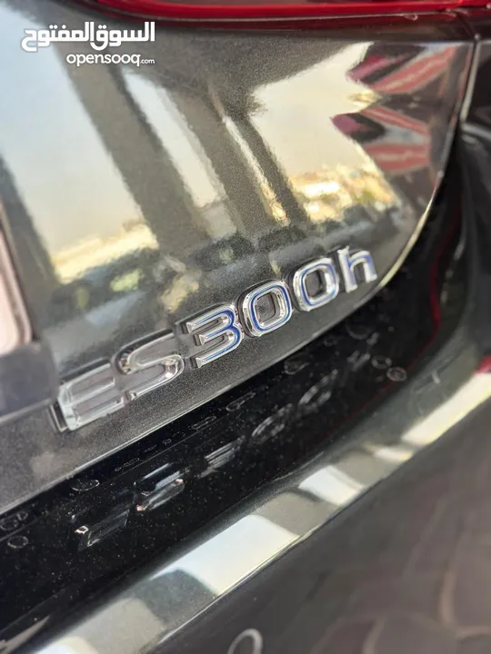 لكزس es 300 2022