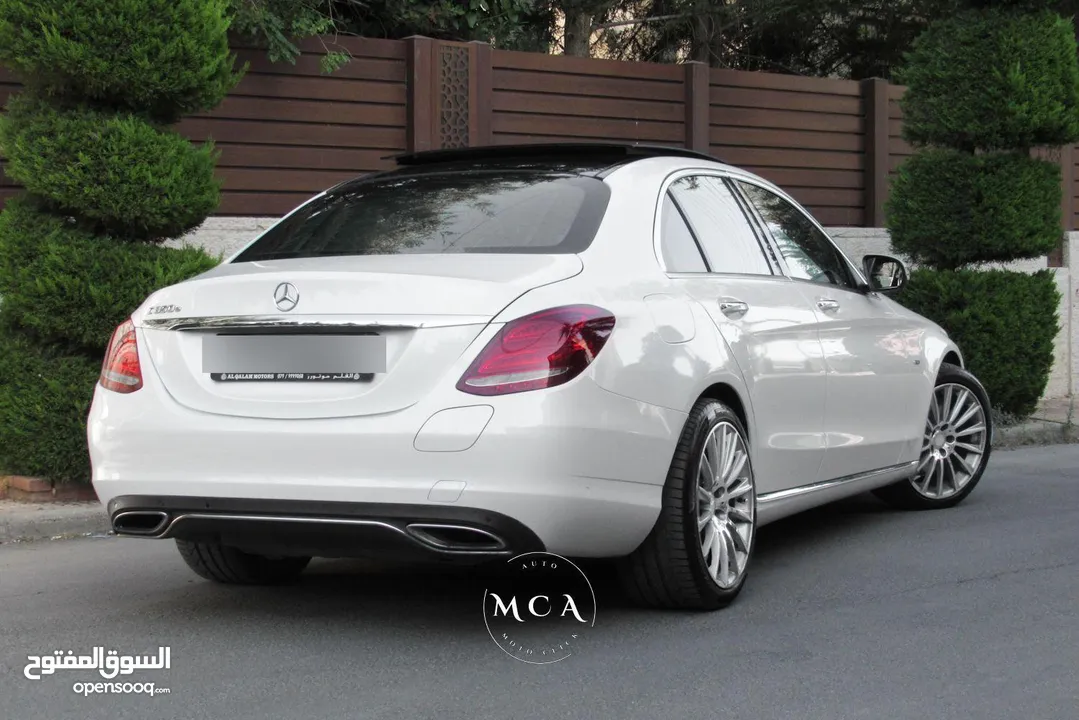 Mercedes Benz C350-e