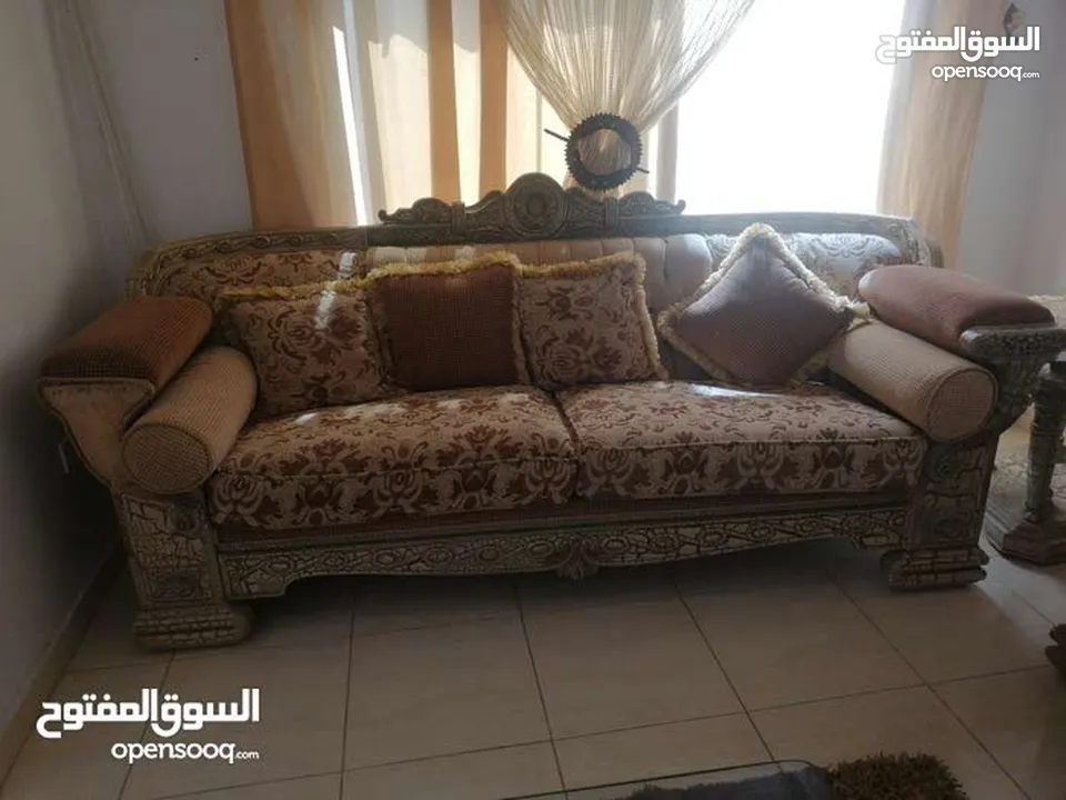 طقم كنب تقيل