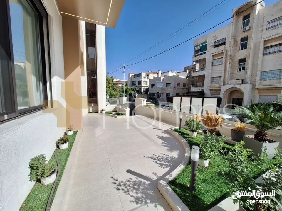 شقة ارضية مع حديقة للبيع في الدوار السابع بمساحة بناء 150م