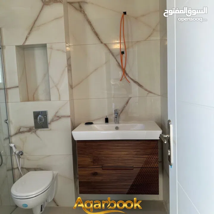 شقة مميزة للبيع في الطيرة بالقرب من مدارس المستقبل