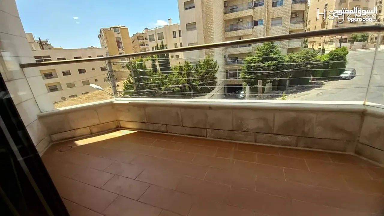 شقة مفروشة للايجار في دير غبار ( Property 38024 ) سنوي فقط