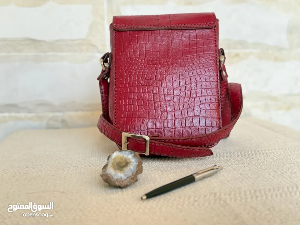 Handcrafted Genuine Leather Shoulder Bag – Burgundy Python Print – Adjustable Strap