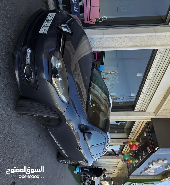 رينو ميجان 2015