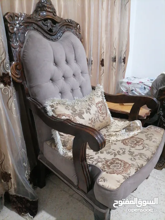 طقم كنب ممتاز بسعر حرق