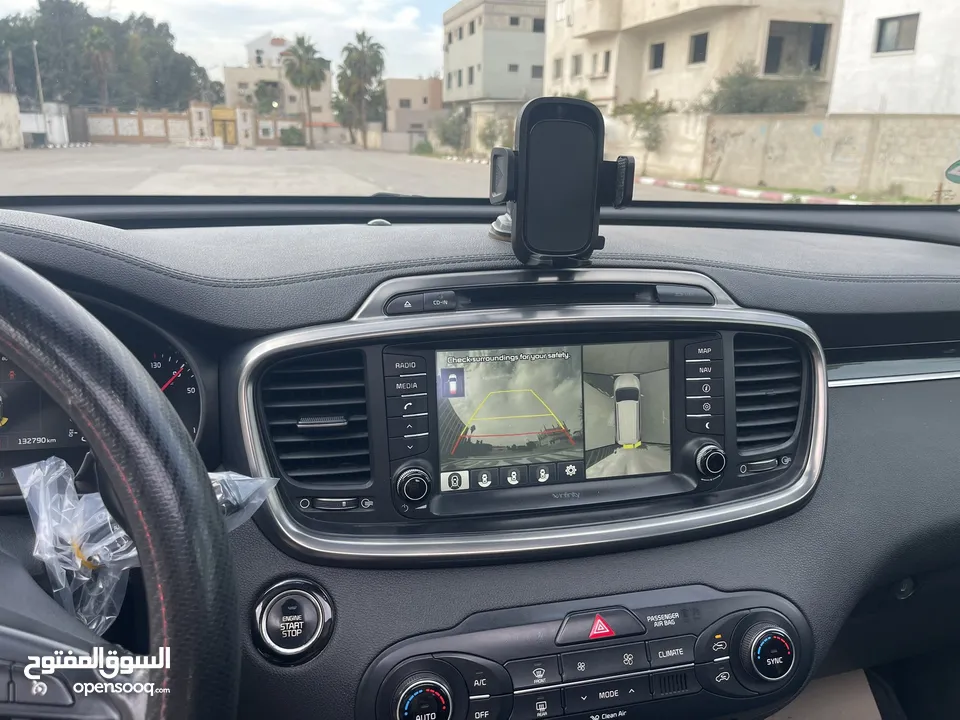 كيا سورنتو فل مسكر دفع رباعي فحص نخب ولا غرام بويه ترخيص تامين شامل سنه عداد 132 اصلي