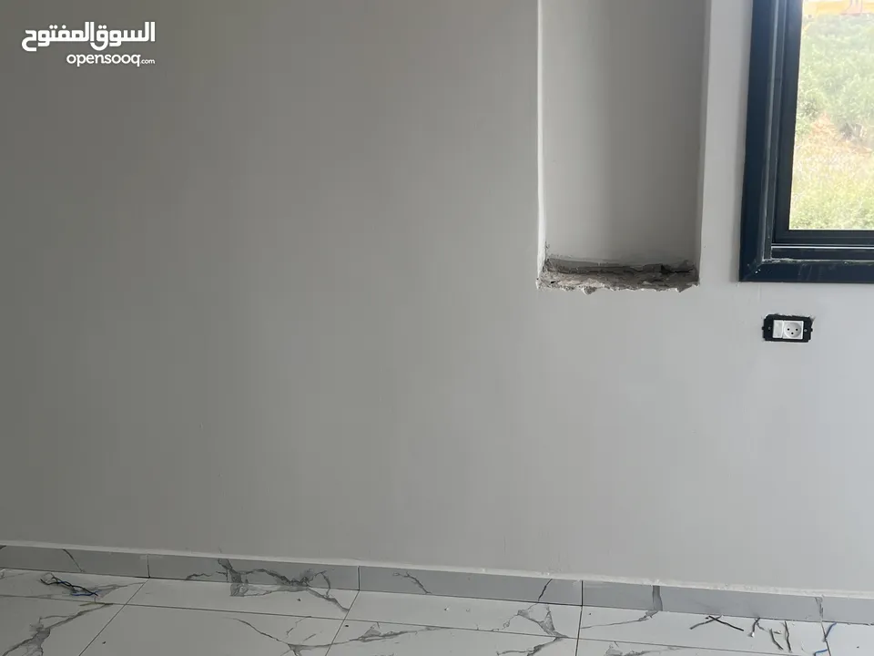 فني كهرباء منزلية  تحت إشراف هندسي
