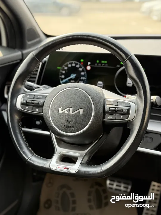 كيا سبورتاج GT Line ترخيص 2022 محرك 1600 هايبرد  جير أوتوماتيك 240 حصان